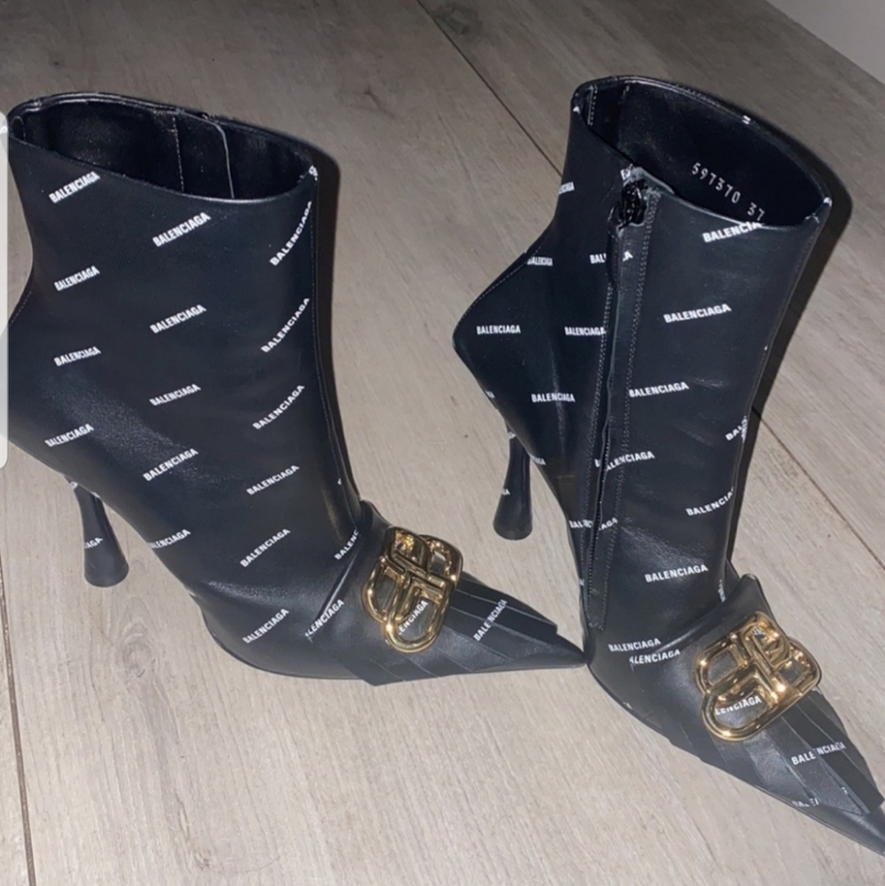 Balenciaga Fringe Knife BB Leather Bootie - Picture 6 of 10